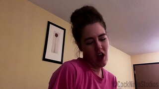 ���ਦਮ Sis ਕਰਦਾ ਹੈ, ਕਦਮ Bro Jerk ਨੂੰ ਬੰਦ ਕਰਨ ਲਈ ਉਸ ਨੂੰ