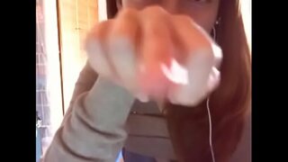 ���ੁਹਾਨੂੰ ਤਿਆਰ ਪ੍ਰਾਪਤ ਕਰਨ ਲਈ ਮੋਹਰੀ ਹੈ ਅਤੇ ਬੁਰਾ ਸਲੂਕ ਮੈਨੂੰ? ਆ ਵੇਖ ਮੈਨੂੰ, ਸੂਰ ਮੈਨੂੰ ਉਡੀਕ ਨਾ ਕਰ ਸਕਦਾ ਹੈ